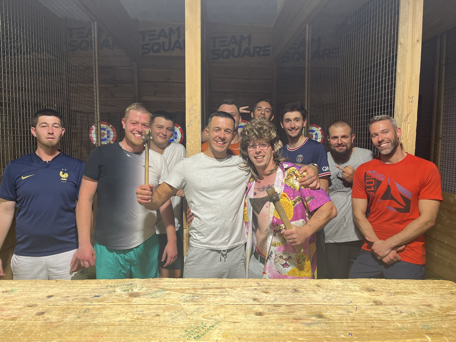 Lancer de haches Lille : l’activité insolite et conviviale chez Team Square